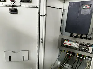 Шкаф управления с частотным преобразователем